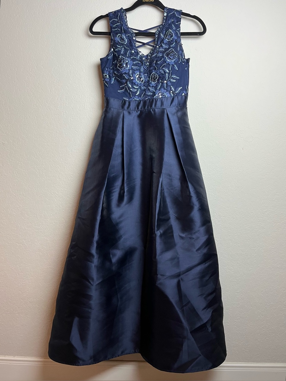 Trixxi Navy Blue Embroidered Floral Sequin Satin Formal Gown Junior's 3